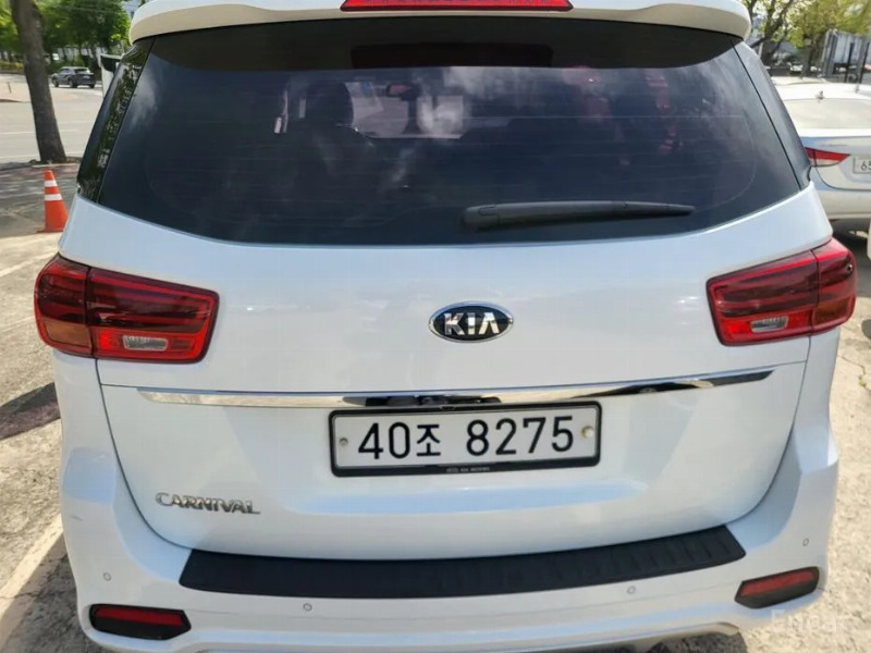 car KIA Carnival id56972 photo #3