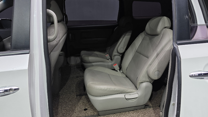 car KIA Carnival id57053 photo #11