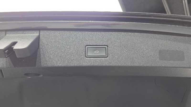 car Volkswagen T-Roc id57280 photo #17