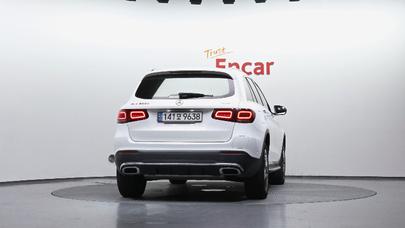 car Mercedes Benz GLC id57290 photo #4