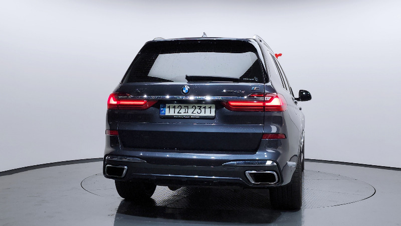 car BMW X7 id57295 photo #4