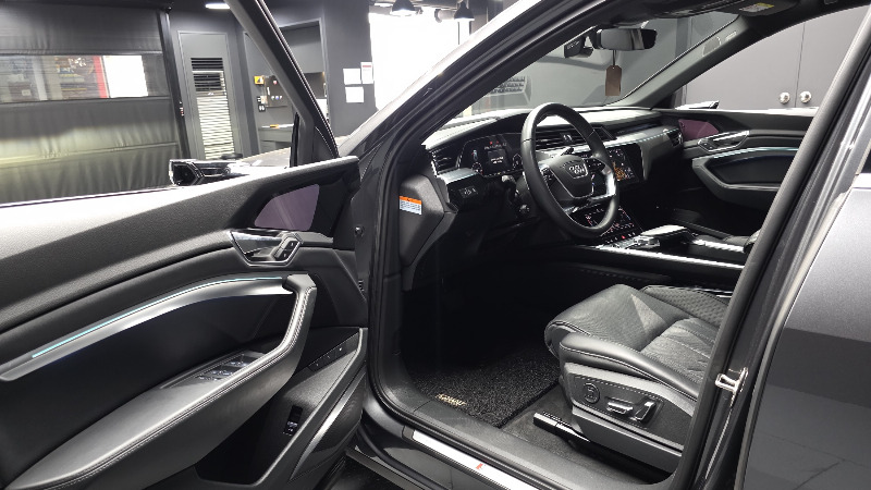 car Audi e-tron id57340 photo #10