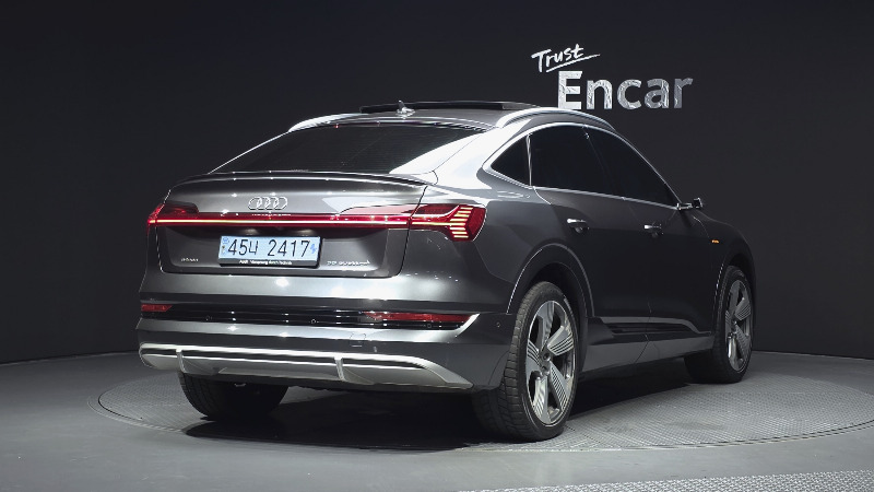 car Audi e-tron id57340 photo #2