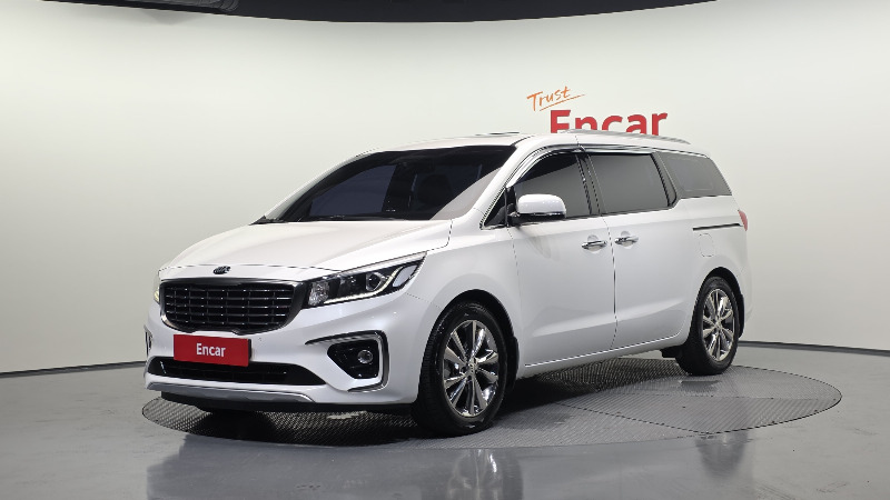 car KIA Carnival id57362 main photo
