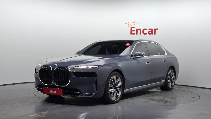 car BMW i7 id57448 main photo
