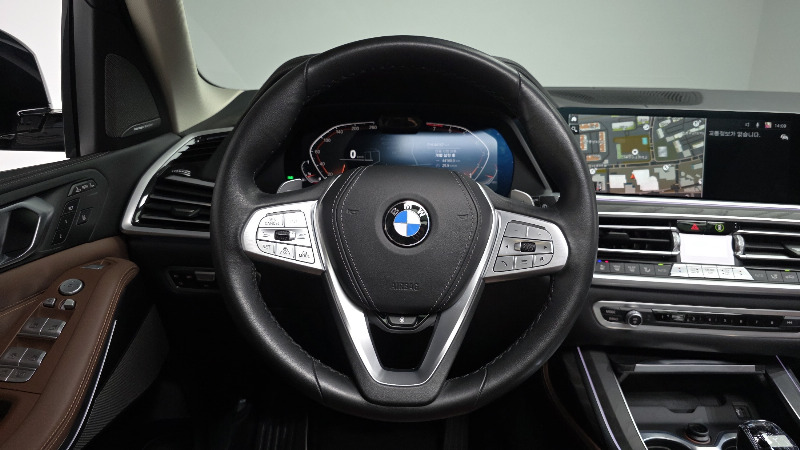 car BMW X7 id57459 photo #12