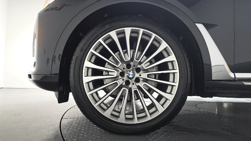 car BMW X7 id57459 photo #5