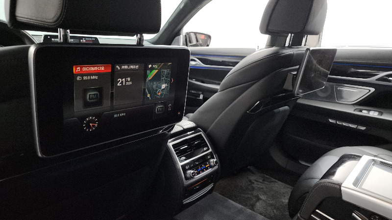 car BMW 7 Series id57603 photo #19