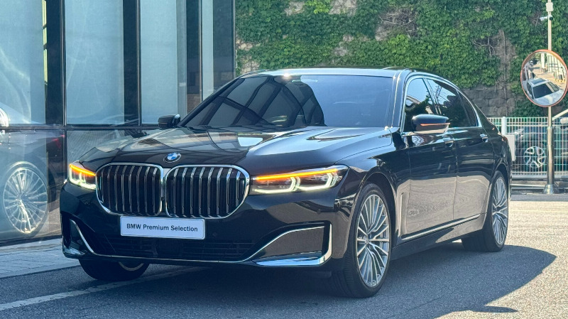 car BMW 7 Series id57626 main photo