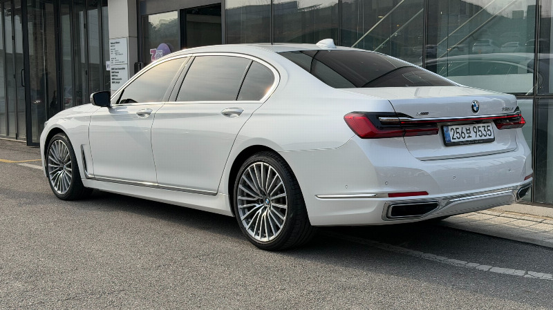 car BMW 7 Series id57631 photo #2