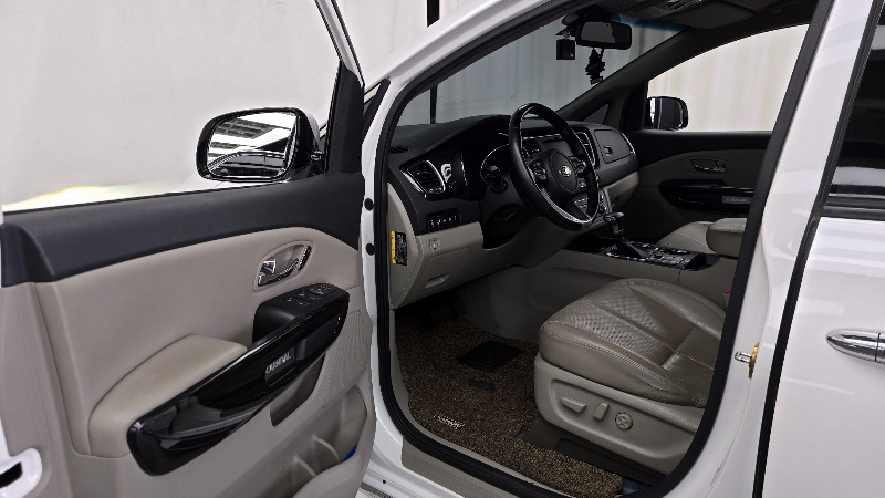car KIA Carnival id57656 photo #10