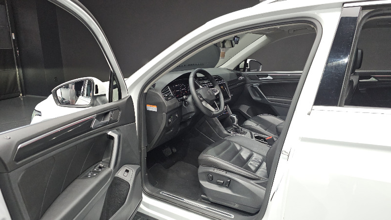 car Volkswagen Tiguan id57726 photo #10