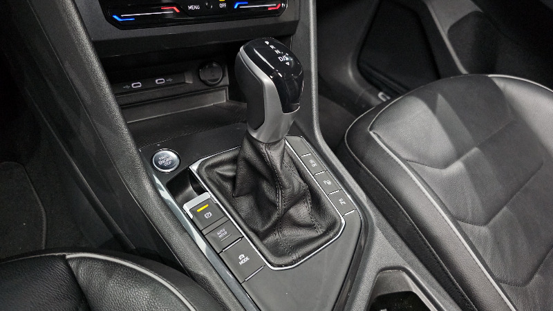 car Volkswagen Tiguan id57726 photo #9