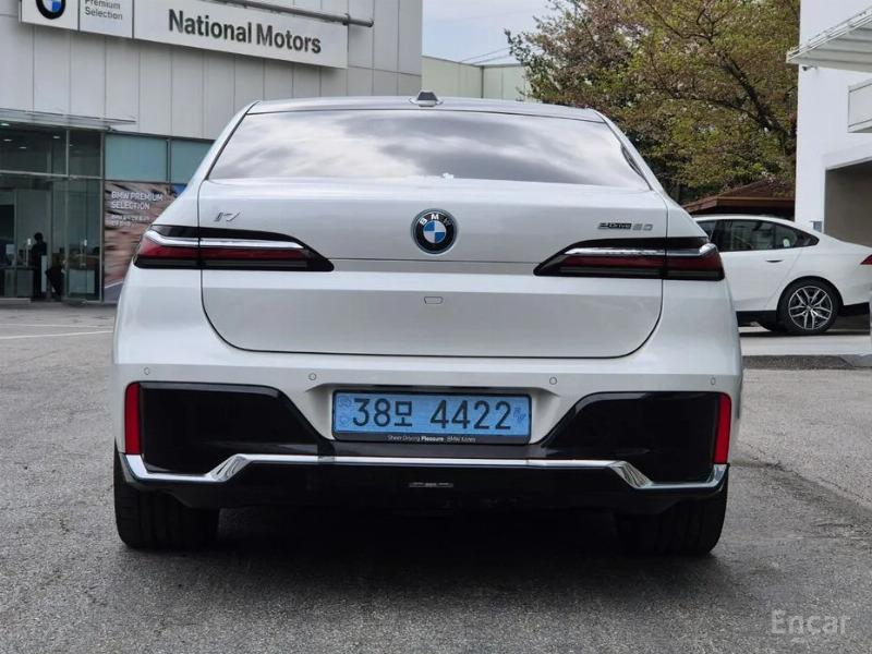 car BMW i7 id57750 photo #4