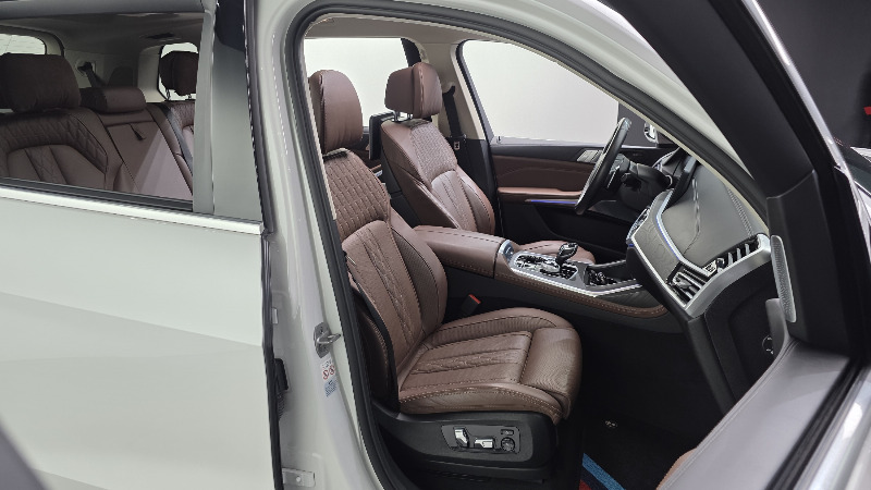 car BMW X7 id57799 photo #11