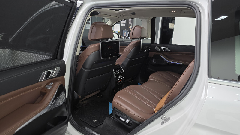 car BMW X7 id57799 photo #19