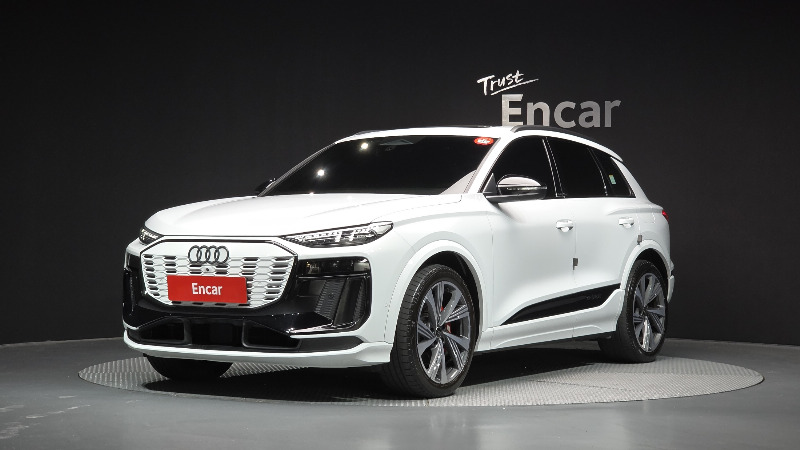 car Audi SQ6 e-tron id57853 main photo