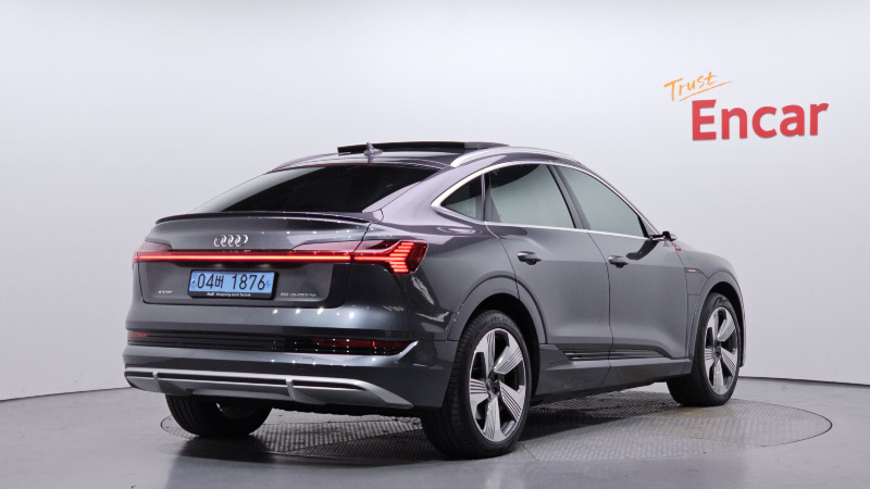 car Audi e-tron id57854 photo #2