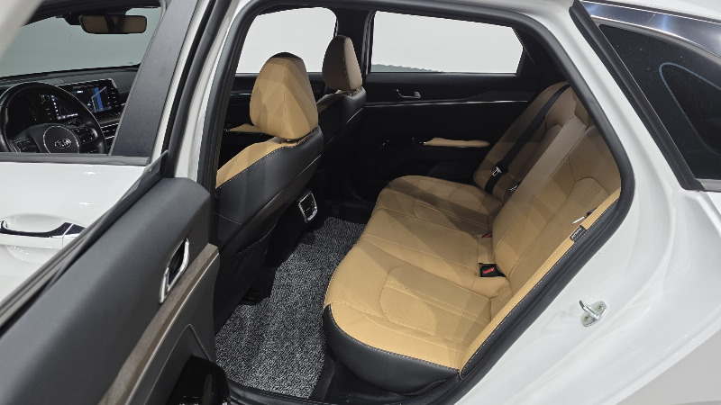 car KIA K5 id57910 photo #12