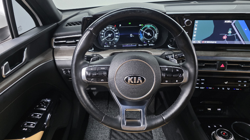 car KIA K5 id57910 photo #14