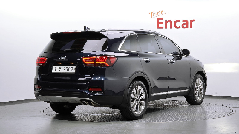 car KIA Sorento id57933 photo #2