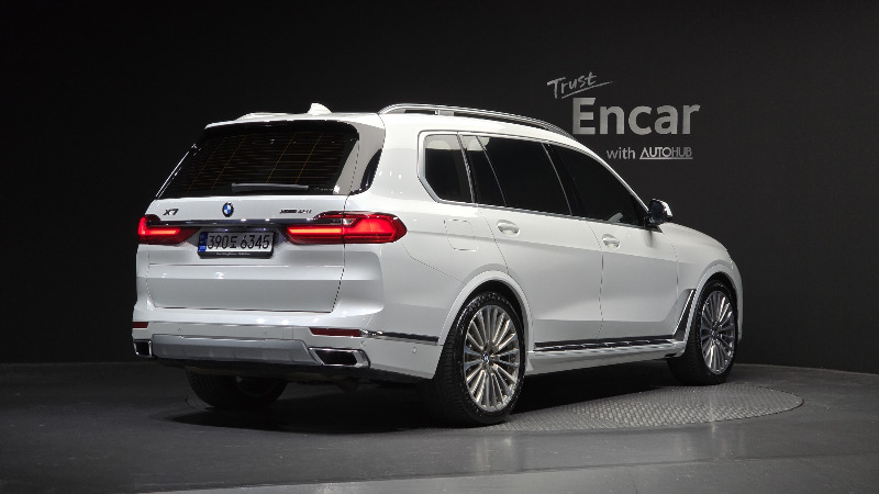 car BMW X7 id58005 photo #2