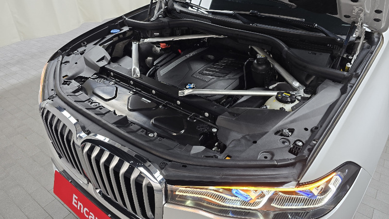 car BMW X7 id58005 photo #6