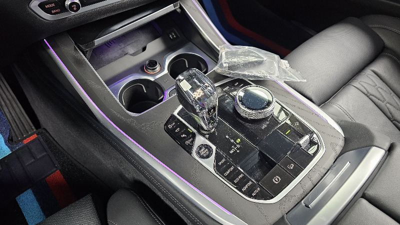 car BMW X7 id58005 photo #9