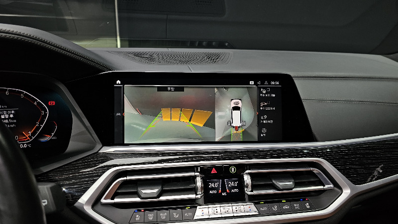 car BMW X7 id58014 photo #14