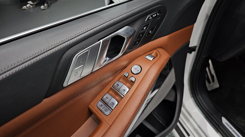 car BMW X7 id58014 photo #17