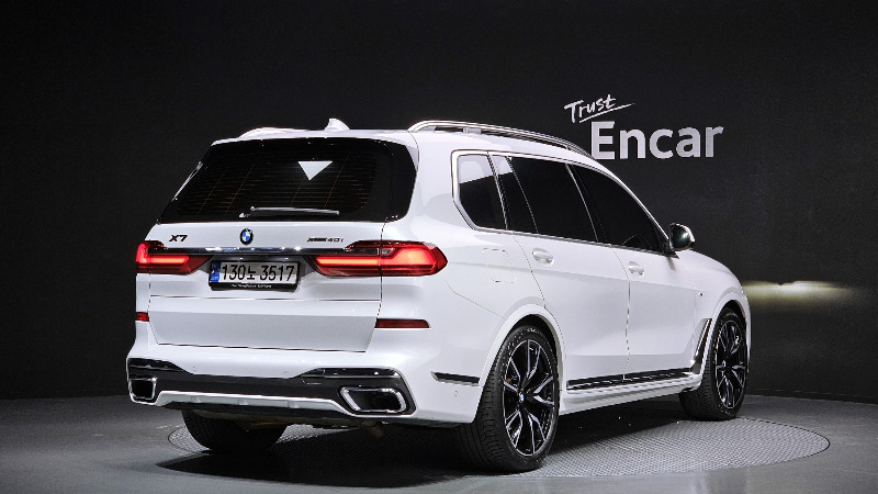 car BMW X7 id58014 photo #2