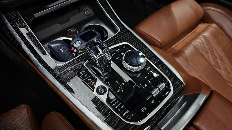 car BMW X7 id58014 photo #9