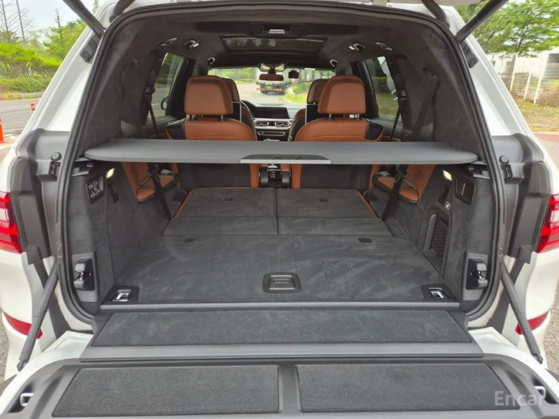 car BMW X7 id58021 photo #9