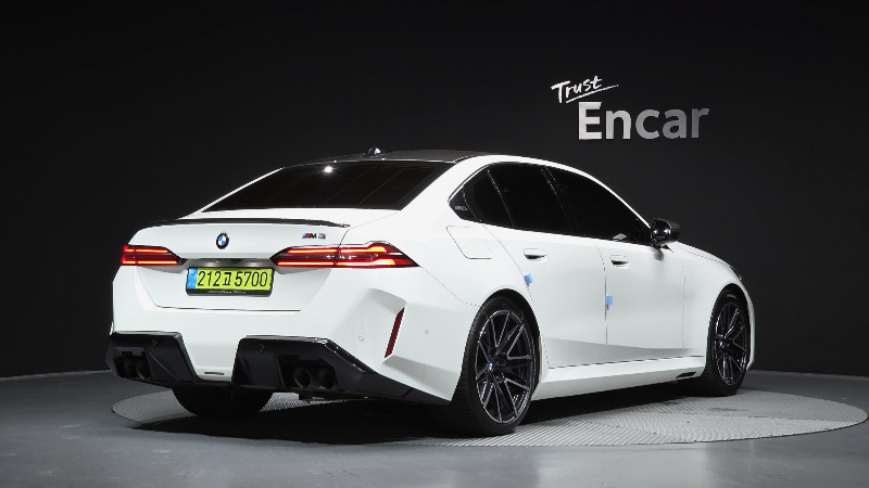 car BMW M5 id58031 photo #2