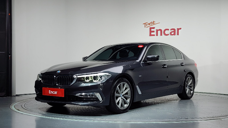 car BMW 5 Series id58075 main photo