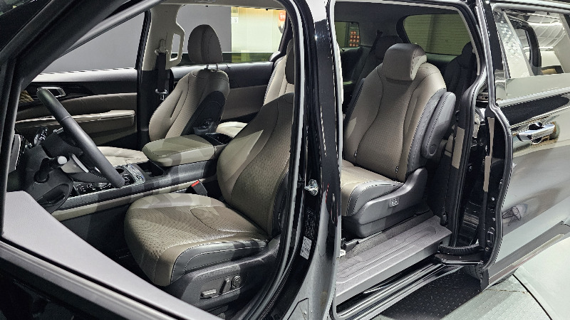 car KIA Carnival id58143 photo #10