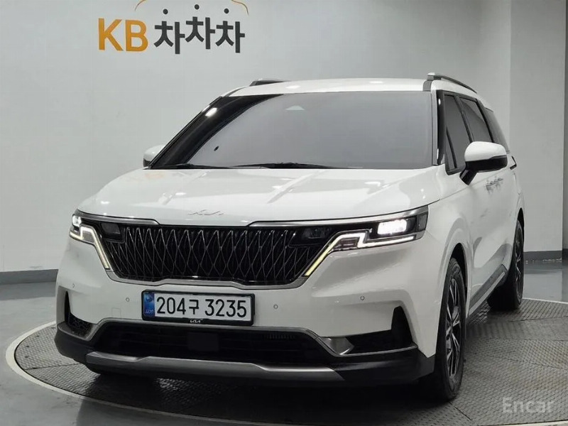car KIA Carnival id58176 main photo