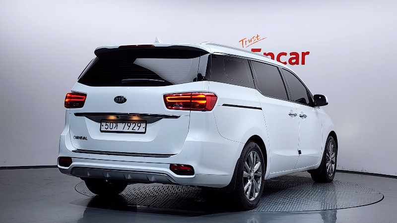 car KIA Carnival id58194 photo #2