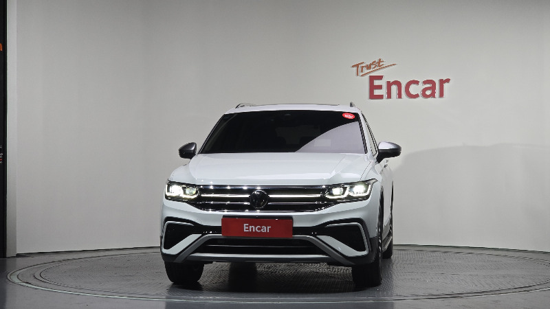 car Volkswagen Tiguan id58205 photo #3