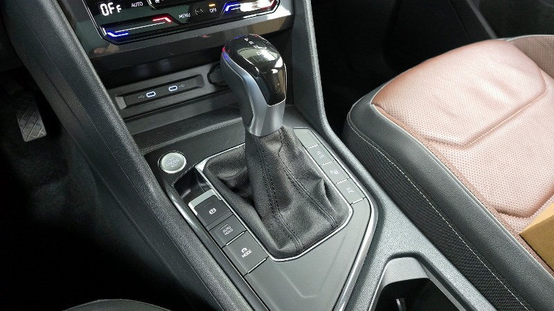 car Volkswagen Tiguan id58205 photo #9