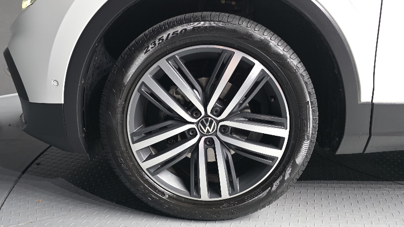 car Volkswagen Tiguan id58208 photo #5