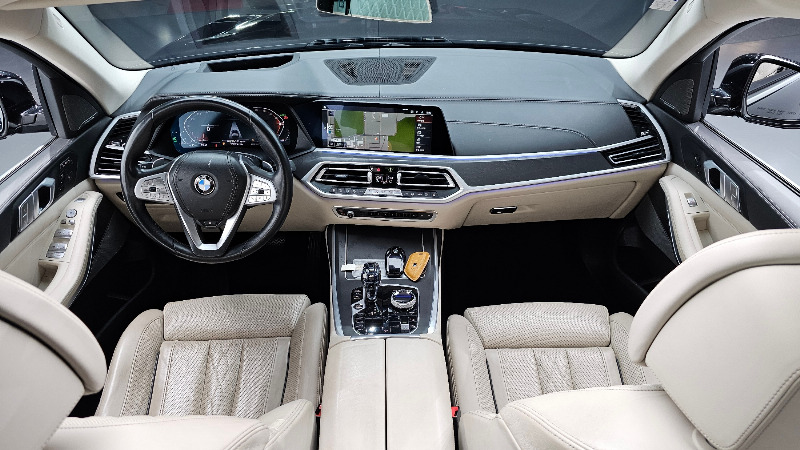 car BMW X7 id58233 photo #7