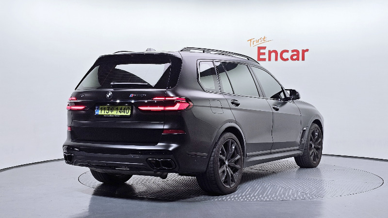 car BMW X7 id58237 photo #2
