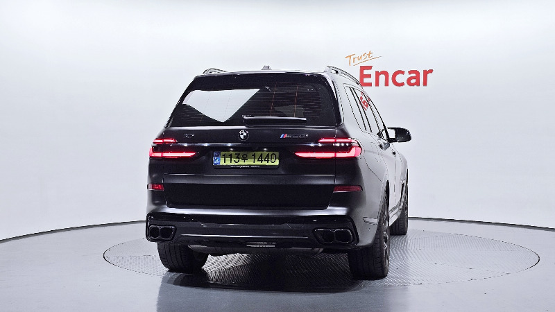 car BMW X7 id58237 photo #4