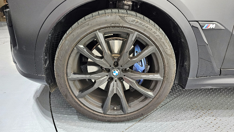 car BMW X7 id58237 photo #5