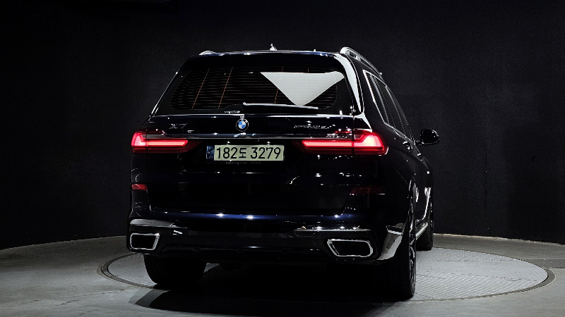 car BMW X7 id58249 photo #4