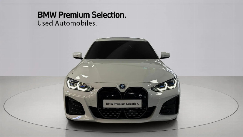car BMW i4 id58264 photo #3