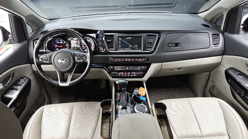 car KIA Carnival id58329 photo #7