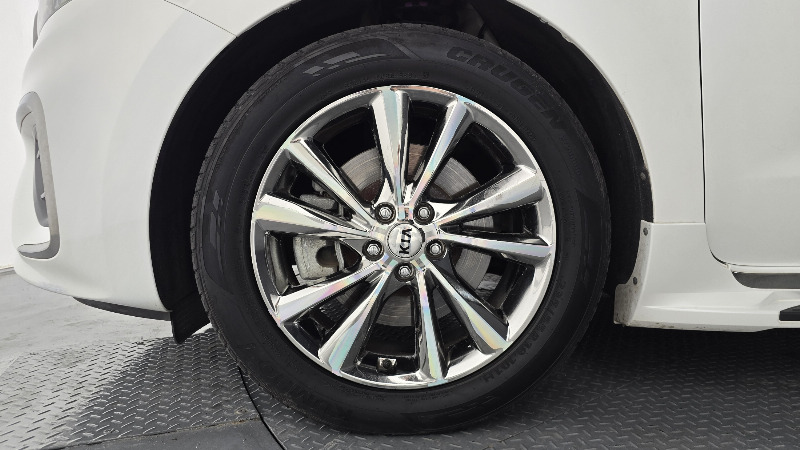 car KIA Carnival id58402 photo #5