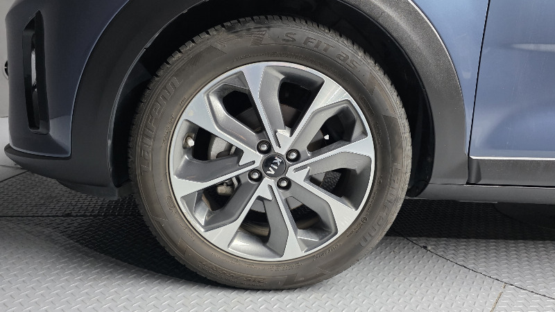 car KIA Stonic id58406 photo #5